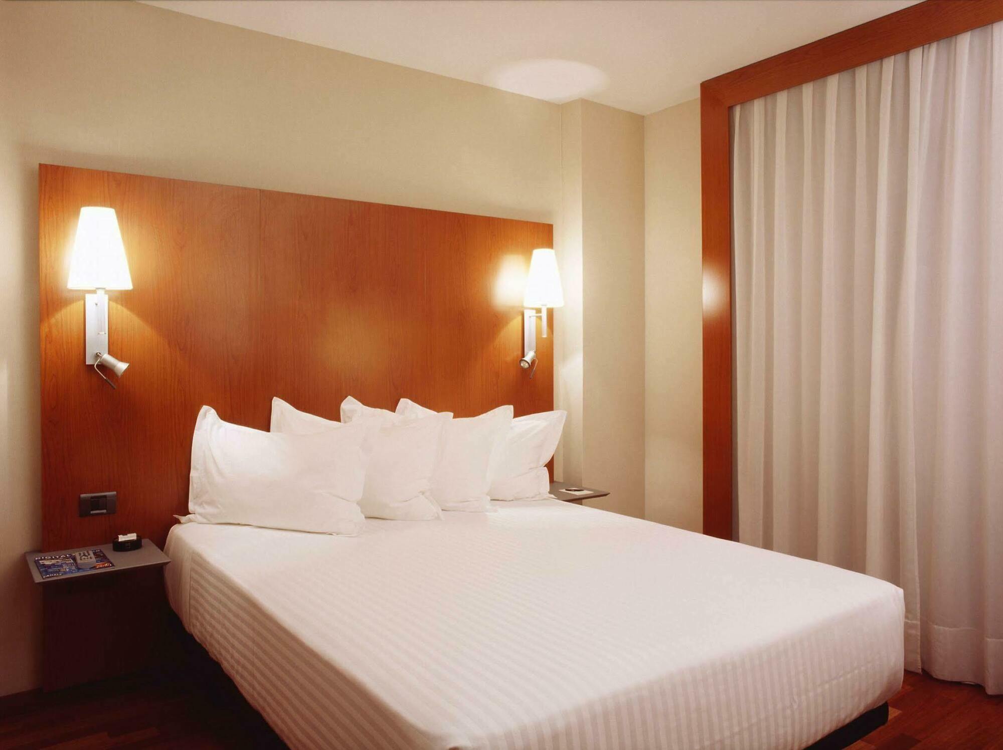 Ac Forum By Marriott Hotel 4*
